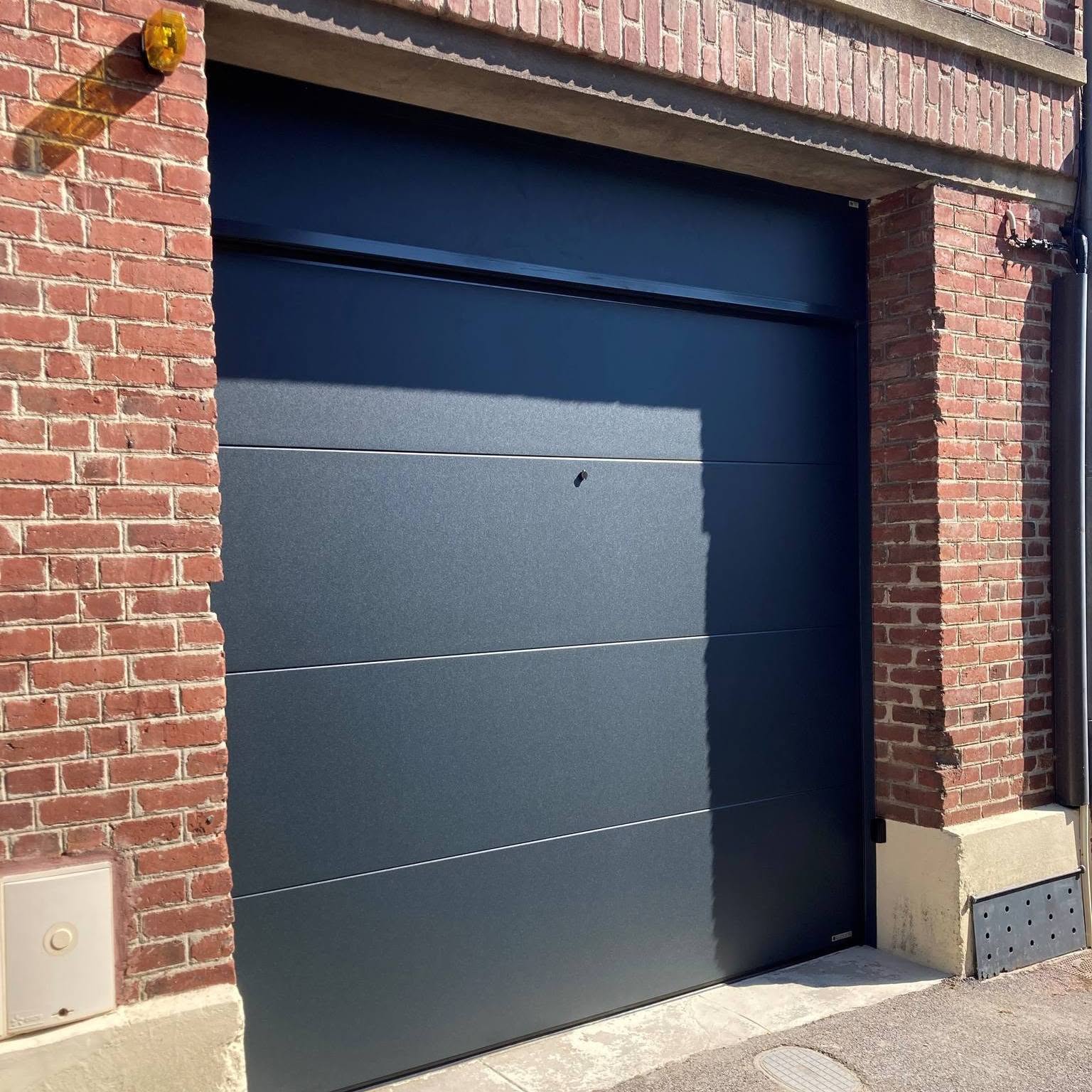 porte de garage ral 7016 sectionnelle